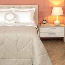 Carregar imagem no visualizador da galeria, Cobre Leito King 4 Peças Marbella Dupla Face Bordado Bege - Lavive