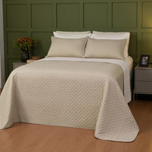Carregar imagem no visualizador da galeria, Cobre Leito Queen Dupla Face 200 Fios 03 Peças Comfy Verde/Palha - Lavive