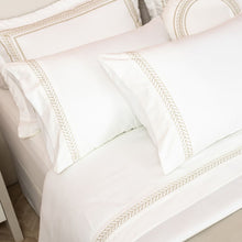 Carregar imagem no visualizador da galeria, Jogo de Cama Queen 04 Peças Marbella 400 Fios Bege - Lavive
