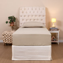 Carregar imagem no visualizador da galeria, Jogo de Cama Solteiro 200 Fios 2 Peças Slim Marinho - Casa Paulinha