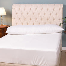 Carregar imagem no visualizador da galeria, Travesseiro de Corpo 1,50m x 0,50m de Pluma Extra Macio - Casa Paulinha