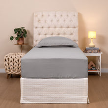 Carregar imagem no visualizador da galeria, Jogo de Cama Solteiro 200 Fios 2 Peças Slim Marinho - Casa Paulinha
