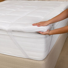 Carregar imagem no visualizador da galeria, Pillow Top Casal Queen Toque De Pluma 200 Fios - Casa Paulinha
